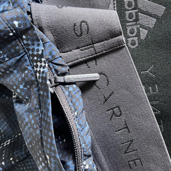 NWOT adidas By Stella McCartney Run Two-In-One Printed Short - Picture 13 of 16